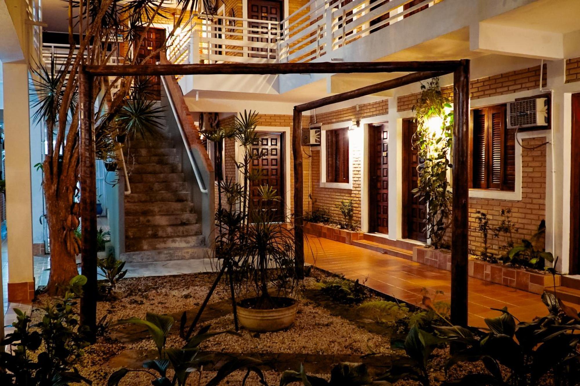 Velinn Pousada Ubatuba Tropical Buitenkant foto